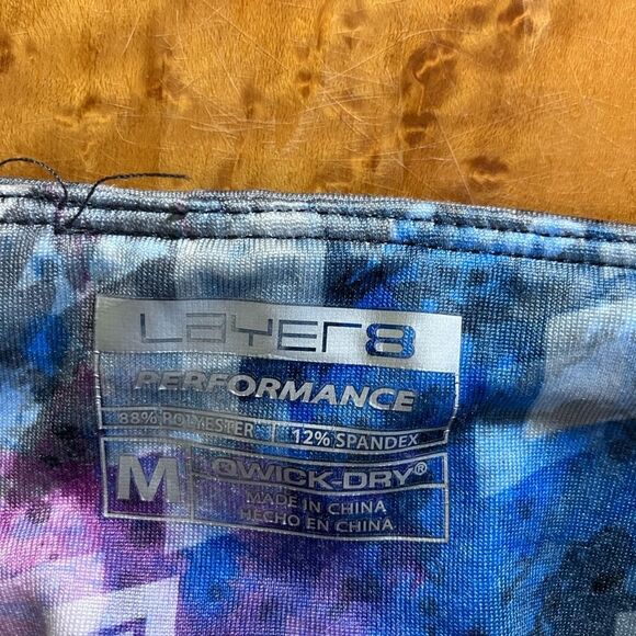 Layer 8 Performance, ankle length, beautiful pattern, size M, excellent shape - Picture 2 of 2